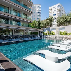 3* Hotel Awen Lara